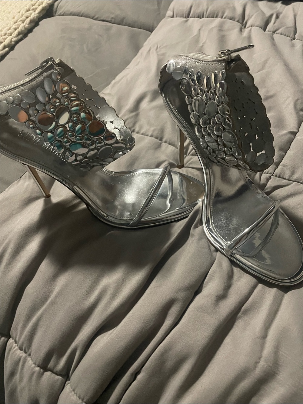 NEW Steve Madden GROOVI Silver Mirror Cuff Stiletto Heels Size 9 | $130 Retail